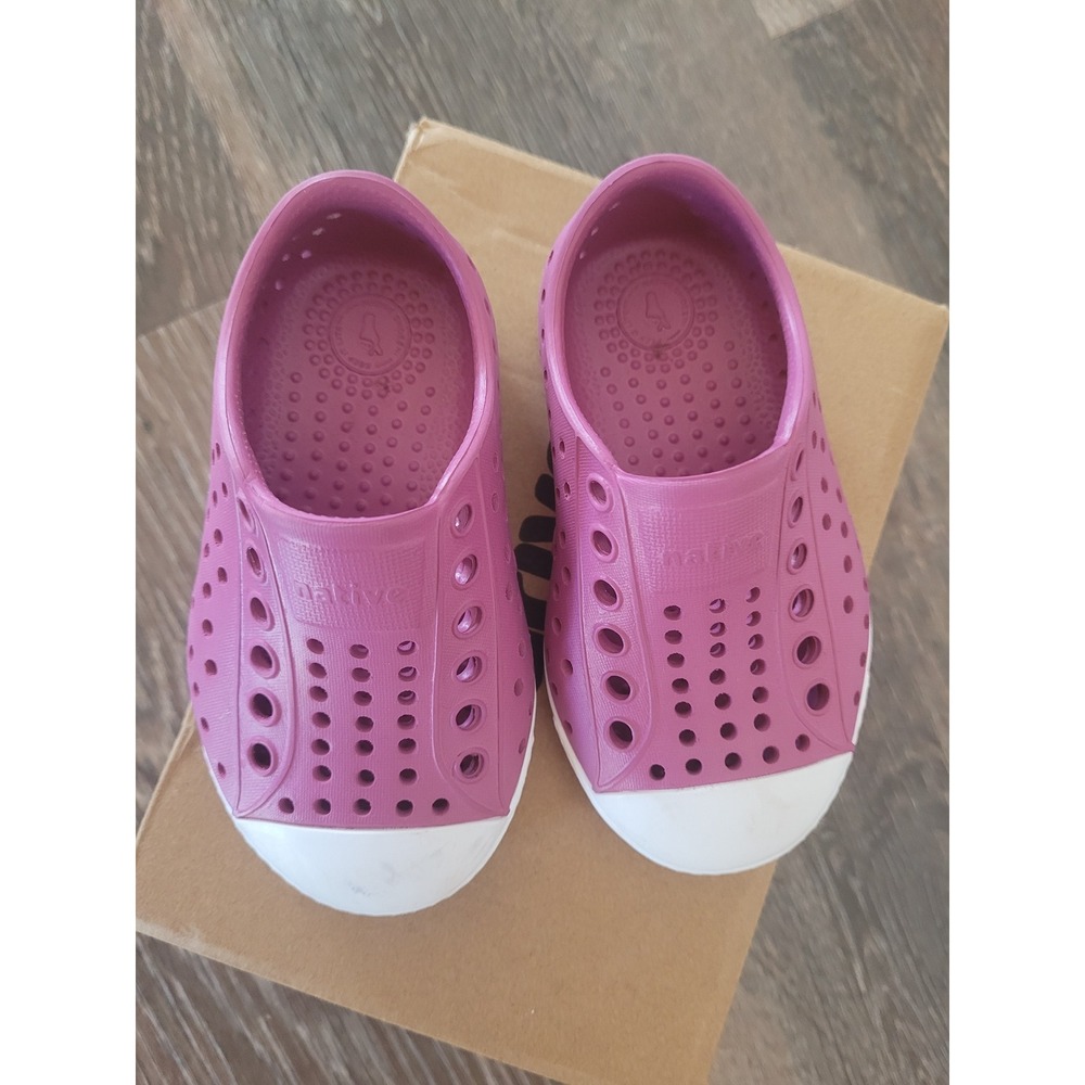 Native Jefferson Toddler Girls Twilight Pink White EVA Slip On Shoes Size C5